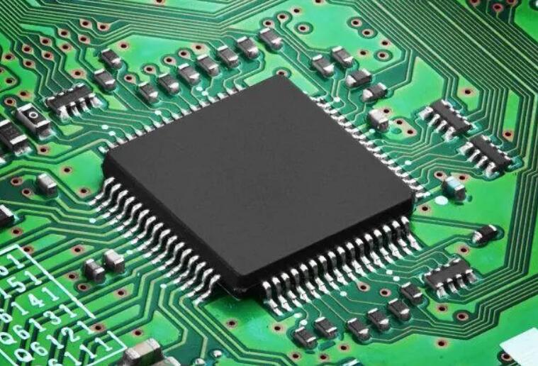 回收存儲器、傳感器、微控制器、收發(fā)器，新能源IC，5G 芯片