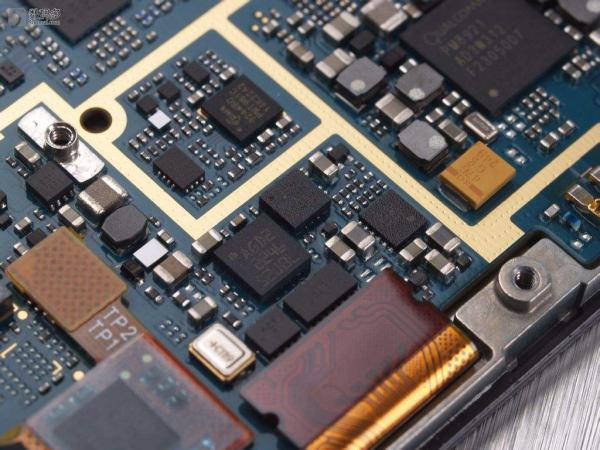 誠(chéng)信收購Micron存儲(chǔ)器、NAND 閃存、非易失性、串行EEPROM