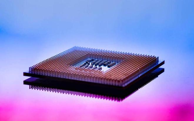 分銷Infineon工業(yè)微控制器、汽車微控制器（MCU）