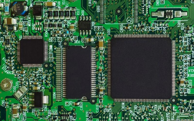 收購 [NXP] 芯片： 物聯(lián)網(wǎng)芯片、處理器 IC、汽車 MCU、砷化鎵 MMIC 放大器、觸摸傳感器