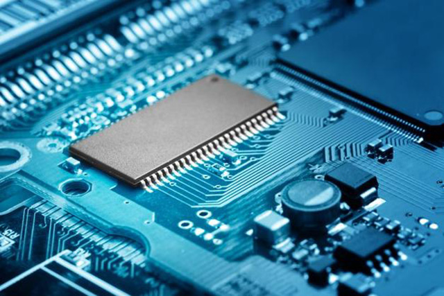 回收瑞薩特定應(yīng)用時鐘：PCI Express 時鐘、處理器時鐘、實時時鐘